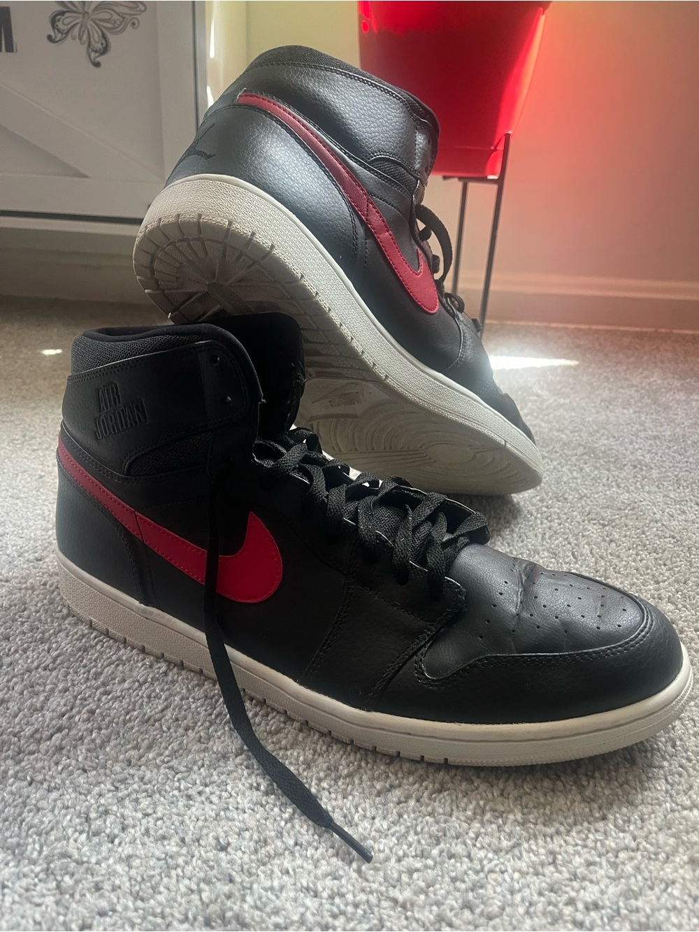 Jordan 1 Retro
Rare Air Bred
Sneakers